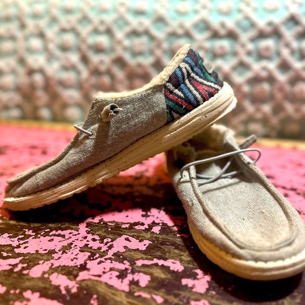 HEY DUDES Women’s Wendy Funk Wool slip ons sz 9 - Picture 5 of 10